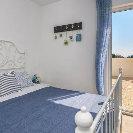Eva By Interhome Vir